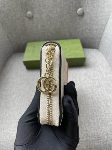 Gucci 523154 19x10x2.5cm zy